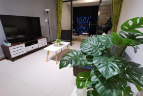 LM HomeyA 3 BdRm Coastline View condo for 4-14 Pax with Netflix & Coway Water Purifier